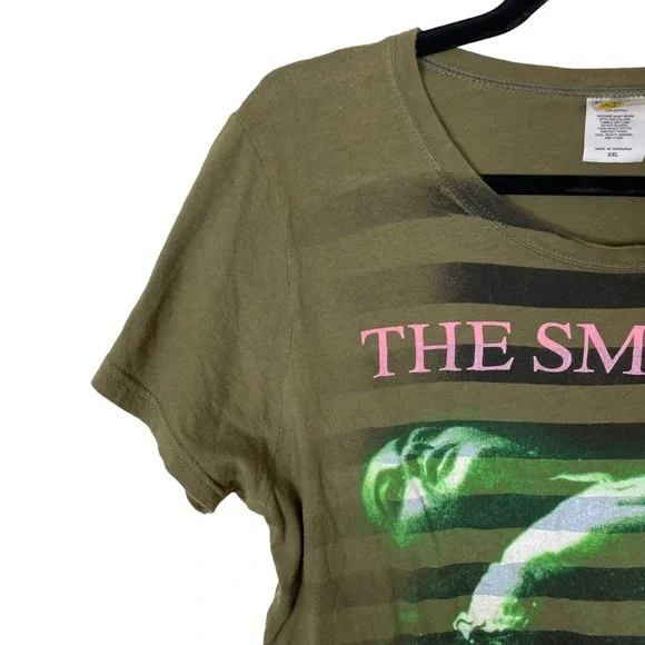 The Smiths 2004 The Queen Is Dead Album Art Band T-Shirt Hard to Find XXL Womans - Picture 16 of 16
